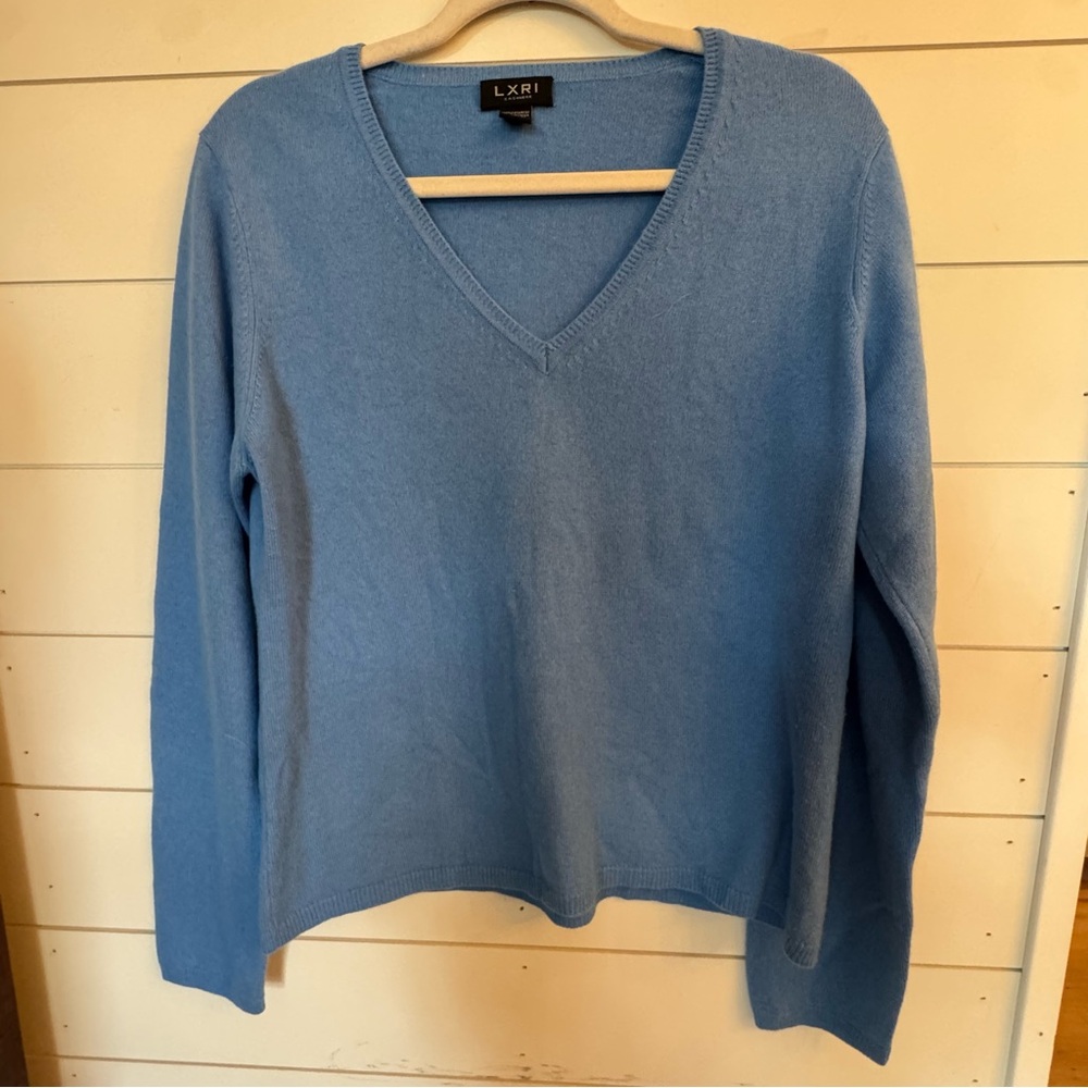 LKRI Cashmere Sky Blue V-Neck Sweater. Women’s Sz XL